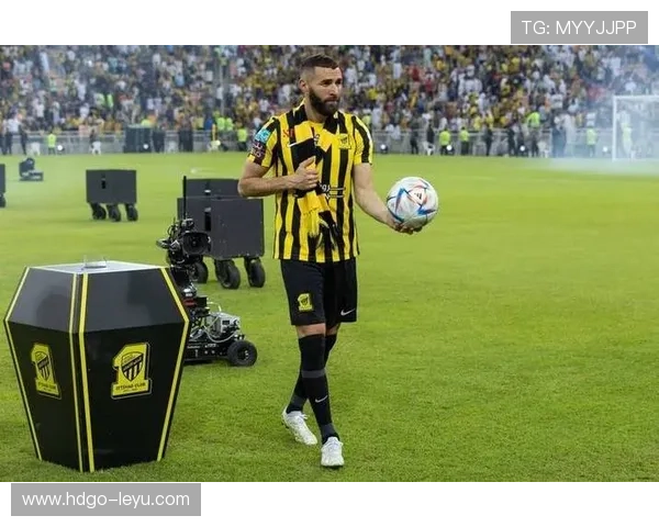 孔塞桑空降吉达联合！能否激活本泽马、带领球队走出低谷？关键战术解析